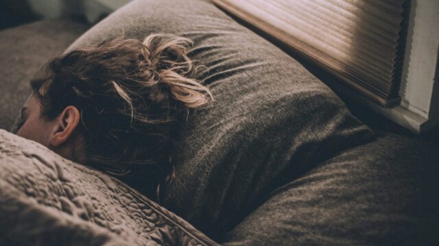 朝、気分よく起きるための小さな習慣