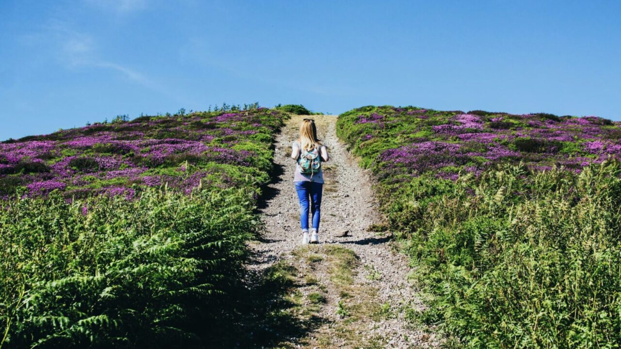 人の言葉にいちいち傷ついてしまう人へ。流されない自分軸の作り方